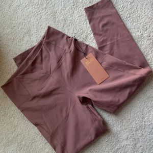 Compressive High-Rise Legging